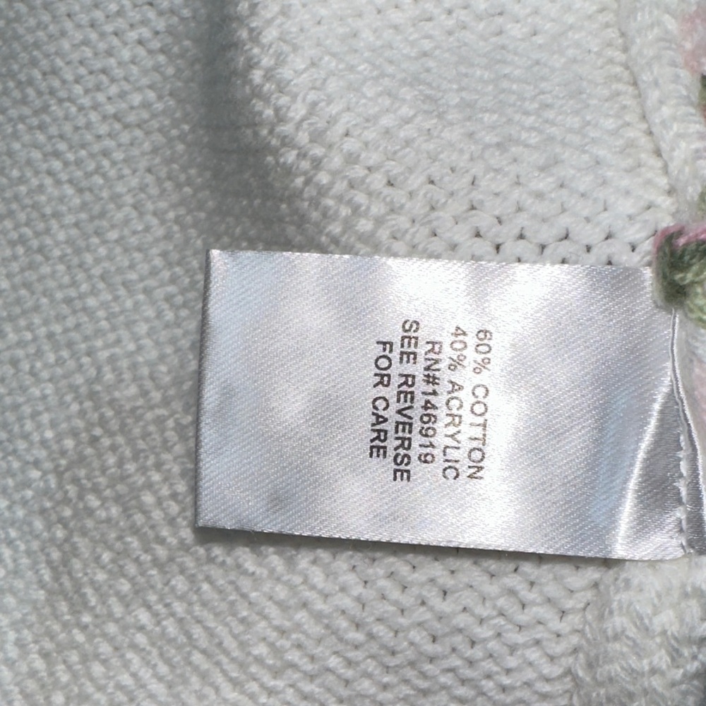 Freshman White Cropped Cardigan with Pink Floral Embroidery - Picture 7 of 9